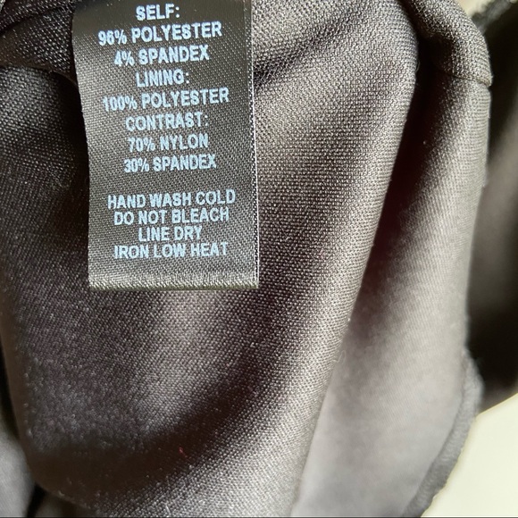 Lulu’s Martell black lace bodycon mini dress - Picture 5 of 7